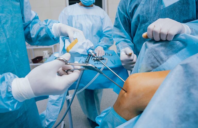 What Happens During A Knee Arthroscopy Procedure?